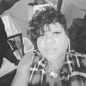 Meet your Posher, Tonya